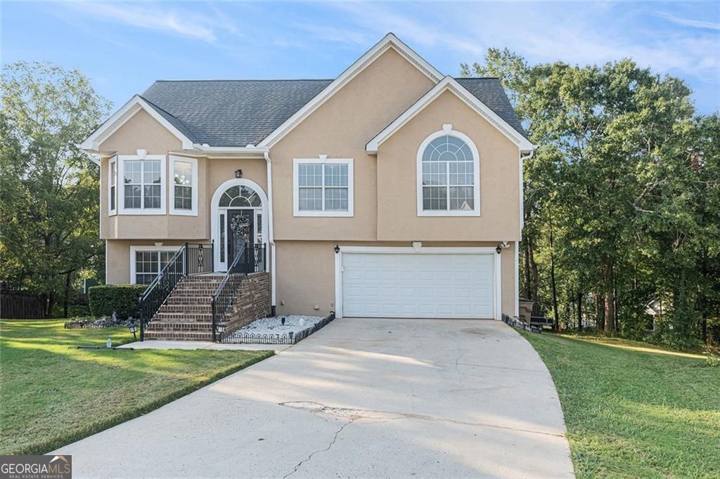 Property Photo: 7475 Danielle Court GA 30236