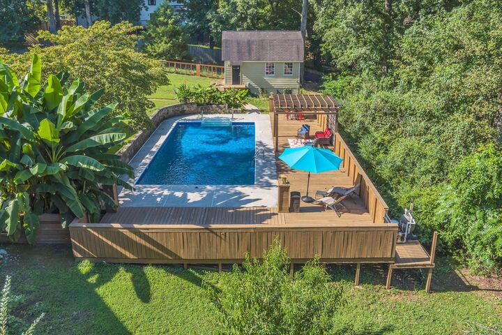 Property Photo: 2024 Clematis Drive TN 37343