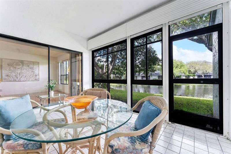 Property Photo: 3993 Carambola Cir 2998 FL 33066