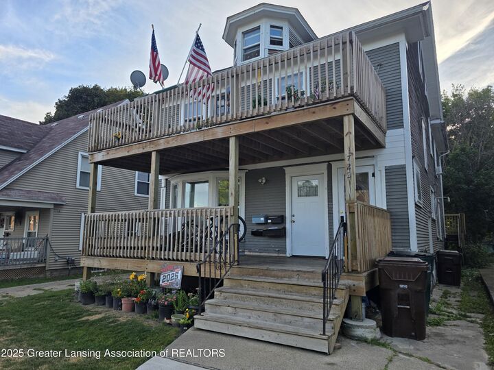 Property Photo: 1722 S Washington Avenue MI 48910