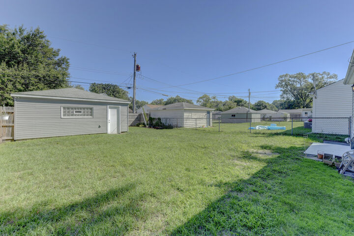 Property Photo:  1615 175th Street  IN 46324 