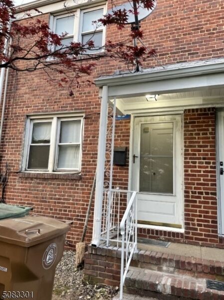 Property Photo:  802 N Stiles St One  NJ 07036 