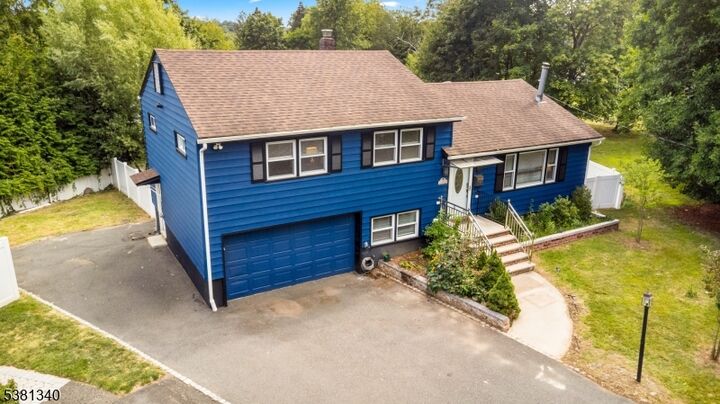 4 Rosemont Ct  West Orange Twp. NJ 07052 photo