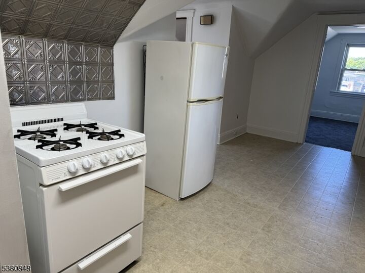 Property Photo: 107 Mount Prospect Ave 3 NJ 07013