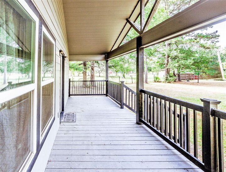 Property Photo:  109 Monica Street  TX 75862 