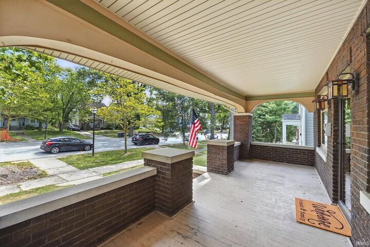 Property Photo:  2309 N Anthony Boulevard  IN 46805-3601 