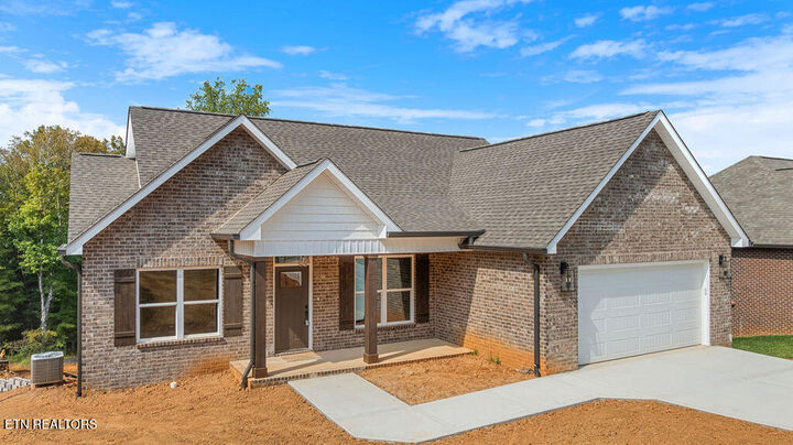 Property Photo: 690 Carrington Blvd TN 37771