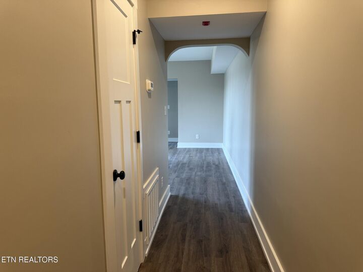 Property Photo: 3328 N Broadway TN 37917