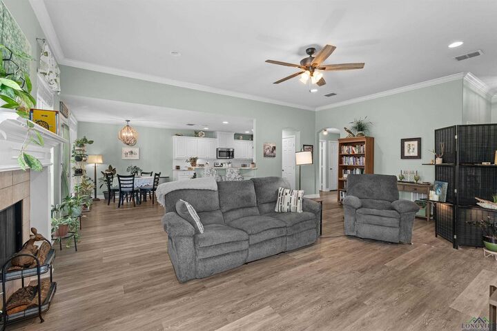 Property Photo: 109 Goldeneye Ln TX 75650