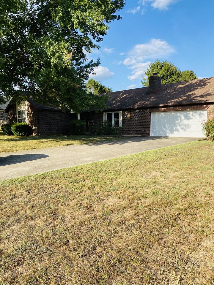 Property Photo: 514 Koger Circle KY 42501