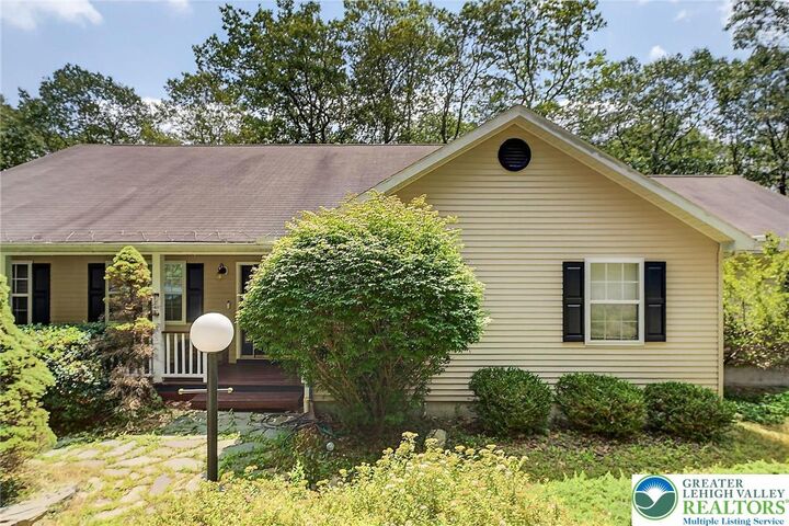 3246 Mountain View Drive  Pocono Twp PA 18372 photo