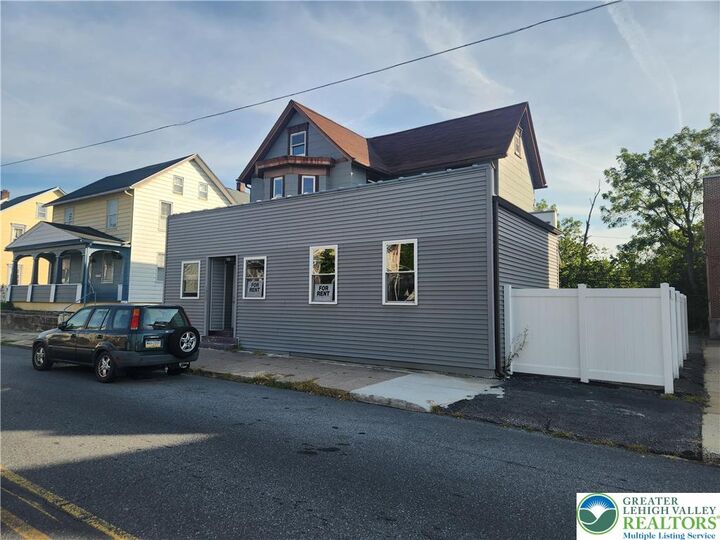 1249 Main Street  Northampton Borough PA 18067 photo