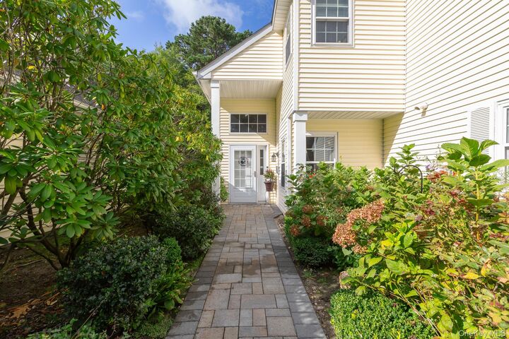 Property Photo:  15 Cloister Lane  NY 11953 