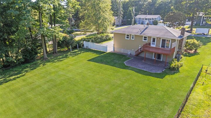 Property Photo:  2862 Mead Street  NY 10598 
