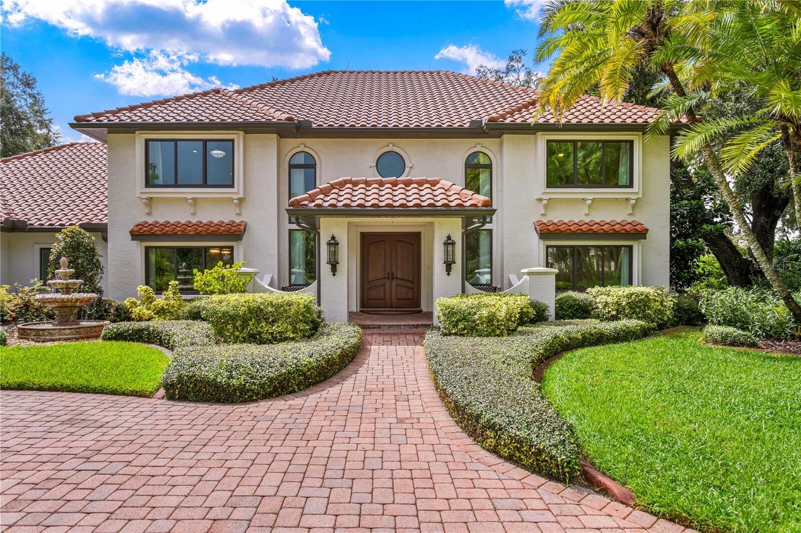 Property Photo:  16406 Zurraquin De Avila  FL 33613