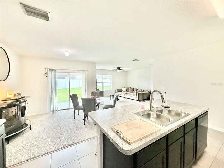 Property Photo: 15402 Ibis Fall Place FL 33573