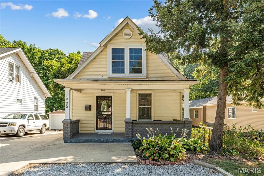 Property Photo:  1705 S Rodgers Avenue  IL 62002 