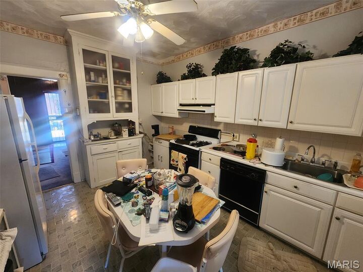 Property Photo: 4725 Maffitt Avenue MO 63113