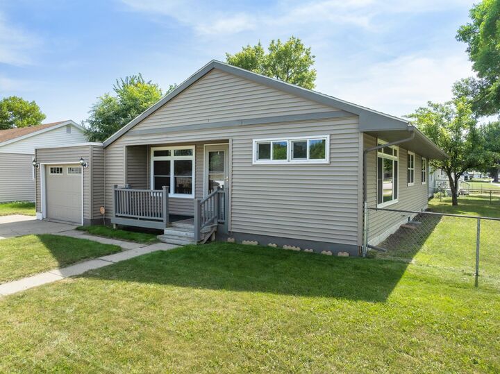1817 2nd Ave NW  Minot ND 58703 photo
