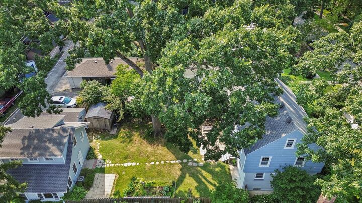 Property Photo:  2108 Harrison Street  IL 60201 