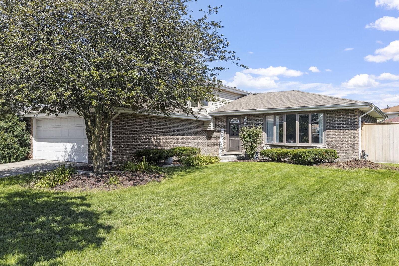 Property Photo: 8440 Surrey Drive IL 60487