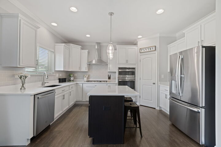 Property Photo: 2012 Mayfair Drive IL 60042