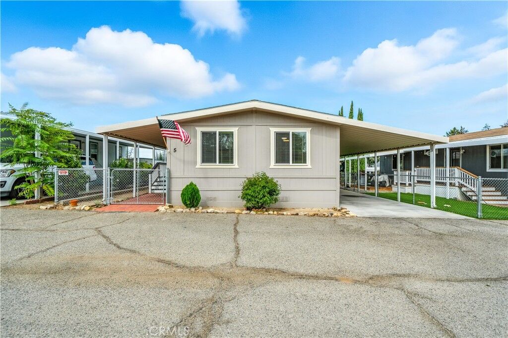 Property Photo:  53651 Hwy. 371 5  CA 92539 