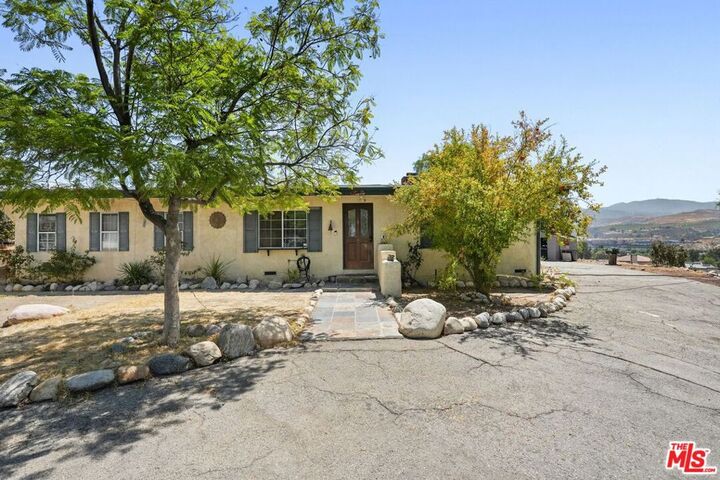 27420 Homyr Place  Canyon Country CA 91351 photo