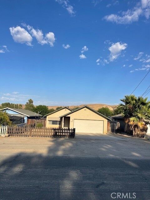 Property Photo:  160 N 3rd Street  CA 93461 