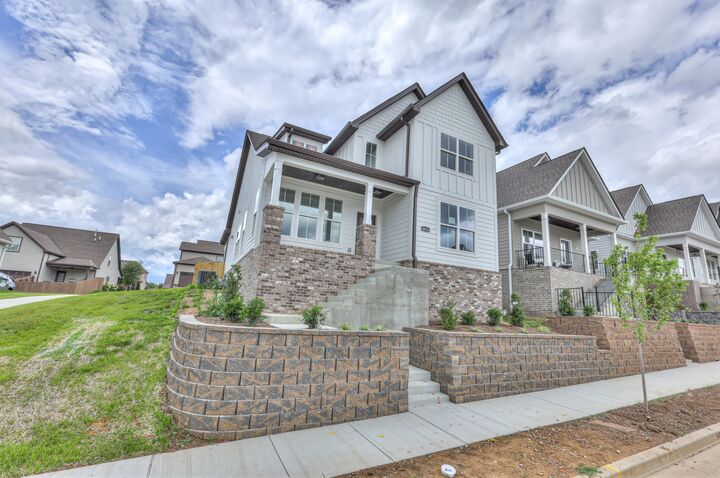Property Photo:  4814 Kintore Dr  TN 37135 