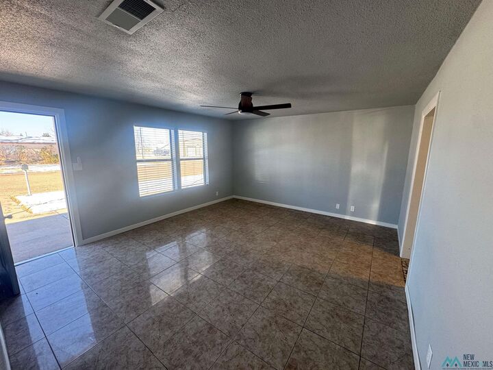 Property Photo:  211 N 9th Street Street  NM 88210 