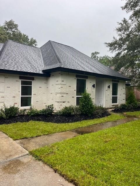 Property Photo: 222 Nottoway Drive LA 70471