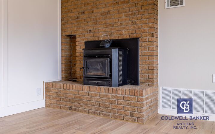 Property Photo:  2202 Haugen St  WY 82414 