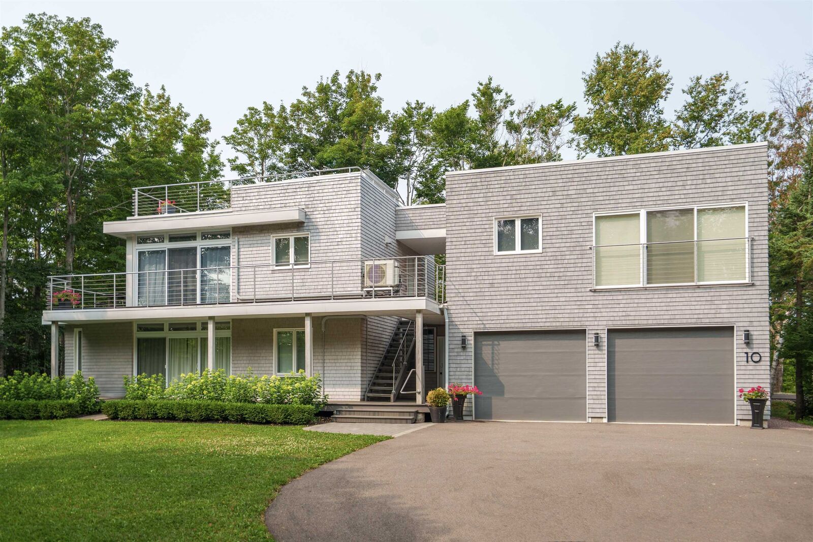 Property Photo:  10 Lupin Lane  PE C1E 2T3 