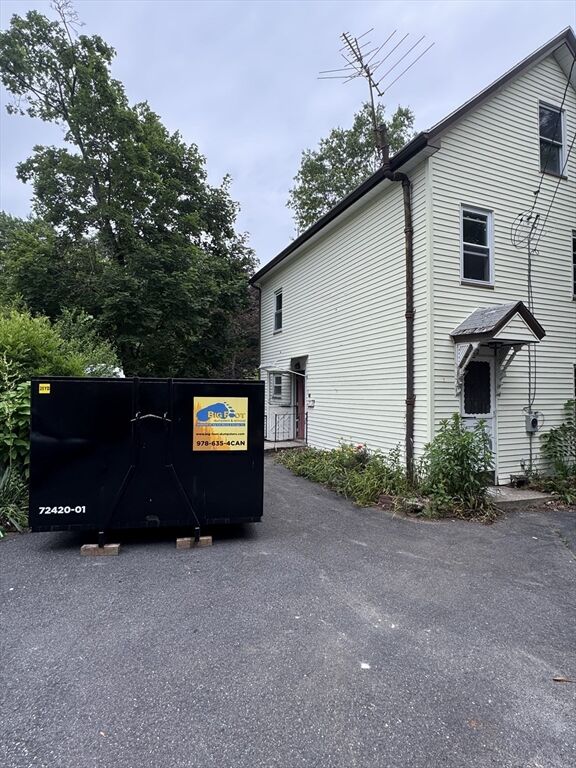 Property Photo: 22 Belknap Ct MA 01742