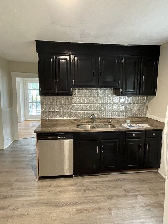 Property Photo:  28 Carpenter Rd  MA 01571 