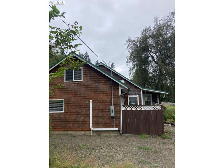 Property Photo: 43390 Little Nestucca Riv Hwy OR 97112