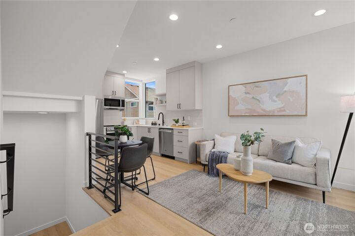 Property Photo:  3852  Carr Place N  WA 98103 