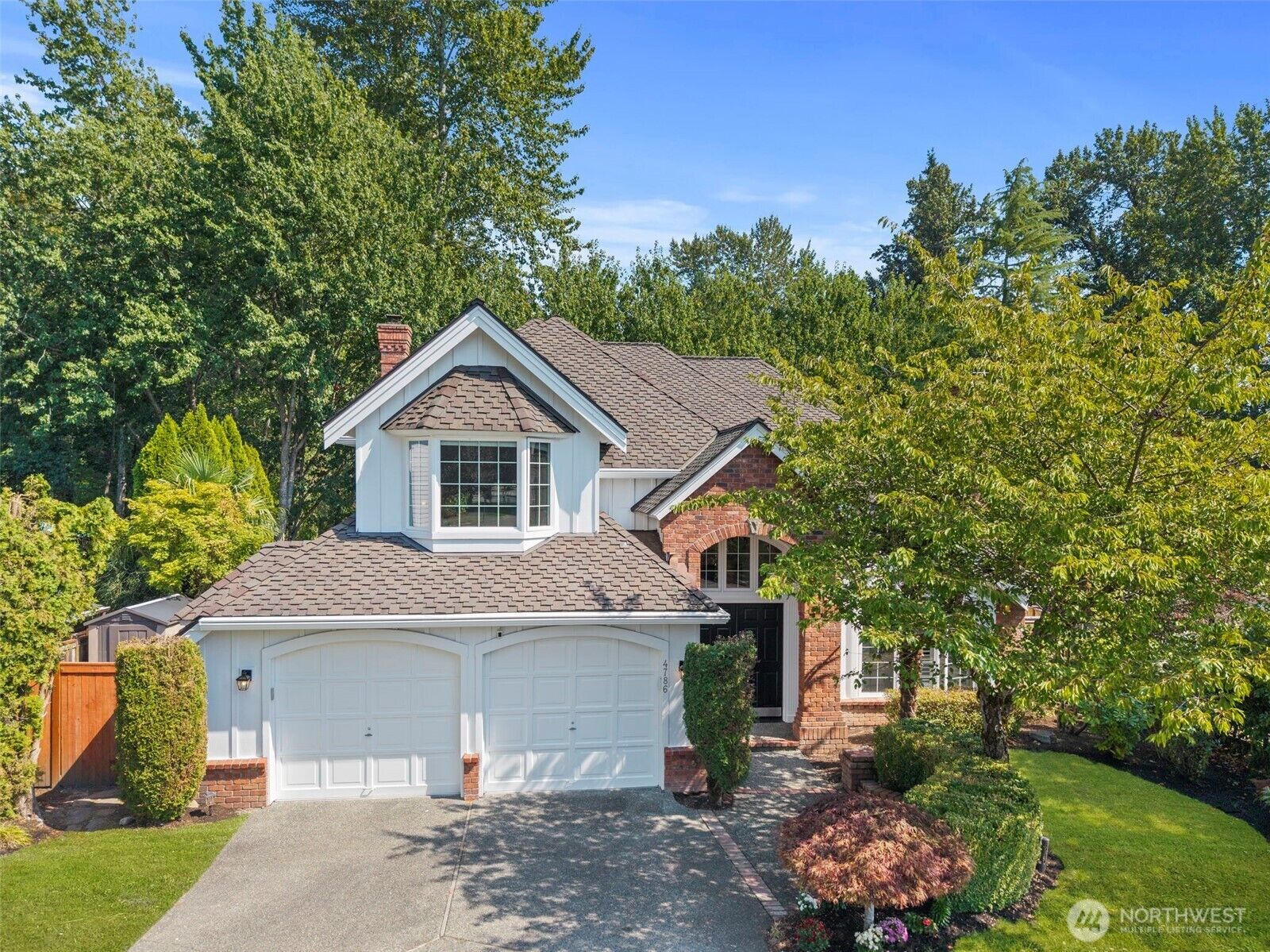 Property Photo: 4786 172nd Court SE WA 98006