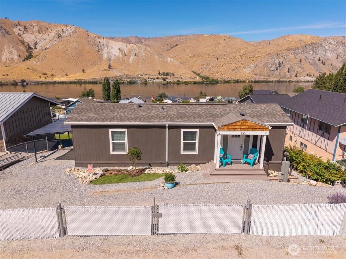 Property Photo: 133 Crestview Drive WA 98843