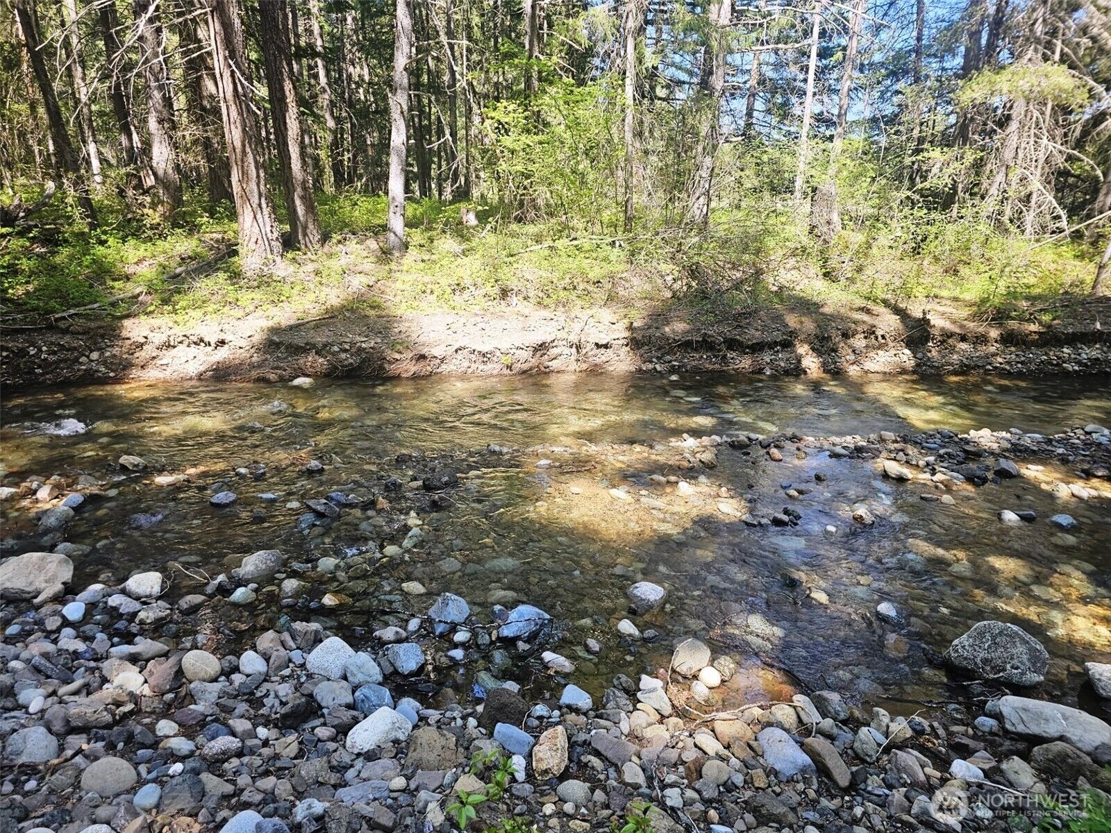 Property Photo:  135  Rally Way  WA 98925 