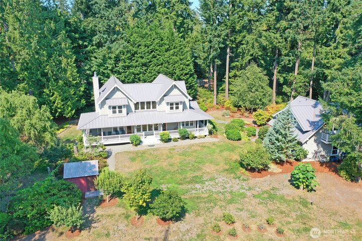 Property Photo: 10050 And 10052 NE Winthers Road WA 98110