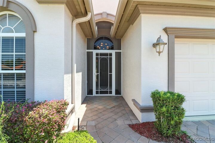Property Photo: 1070 W Skyview Crossing Drive FL 34442