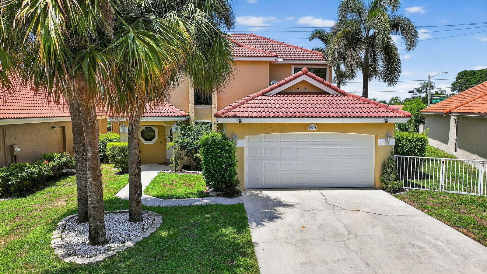 Property Photo: 12271 Sand Wedge Drive FL 33437