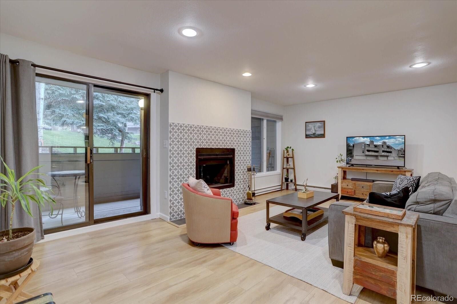 Property Photo:  23518 Pondview Place  CO 80401 