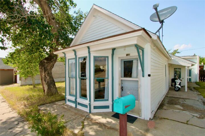 Property Photo: 520 Chestnut Street CO 80461