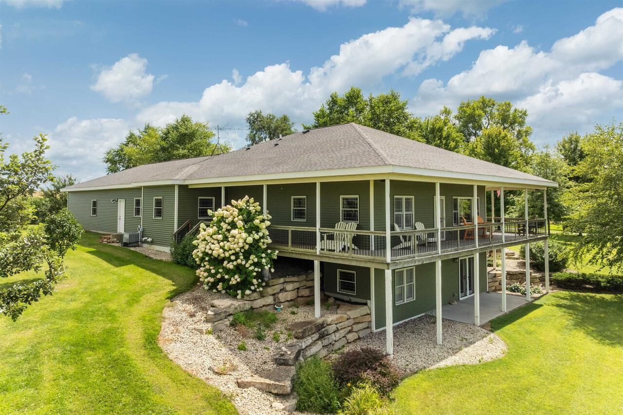Property Photo:  W1278 Town Line Road  WI 54941 