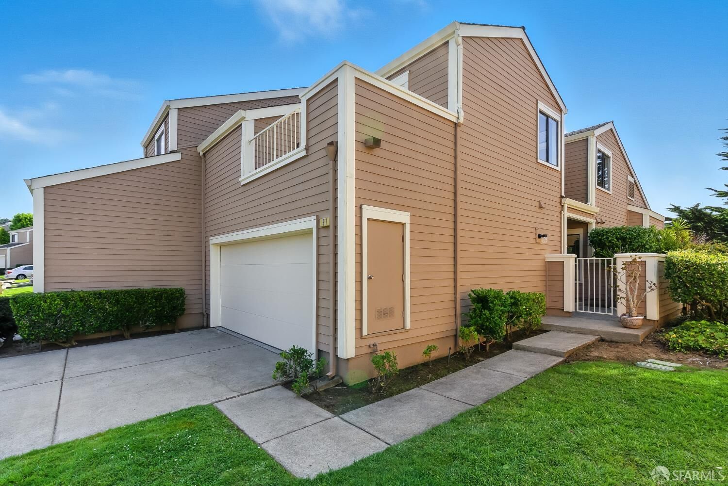 Property Photo: 91 Crown Circle CA 94080
