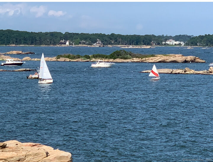 Property Photo:  1 Mansfield Grove Road Apt 306  CT 06512 