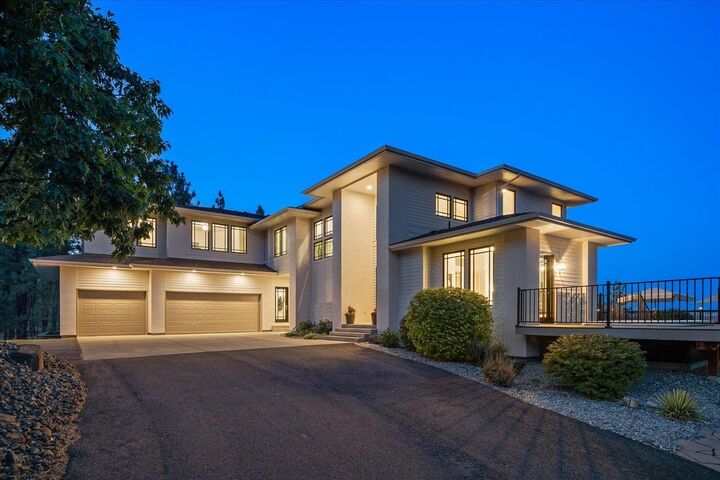Property Photo: 7010 W Rim Ln WA 99224
